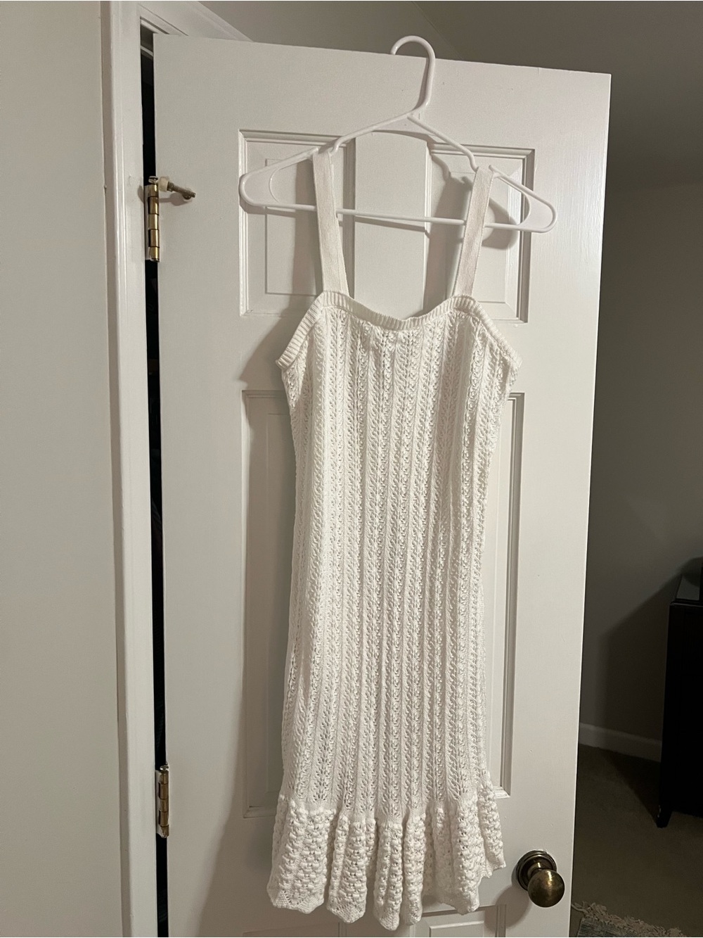 Willow & Wind- Knit dress with Ruffle Hem